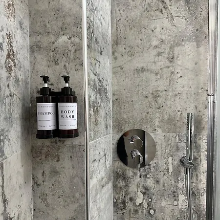 Olympic Boutique - 200m Da Inalpi Arena *