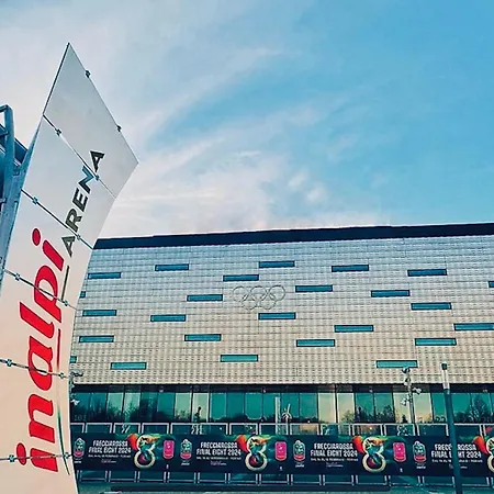 Olympic Boutique - 200m Da Inalpi Arena Turin